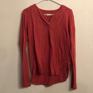 Wilt scoopy Henley l/s shirttail tee pepper